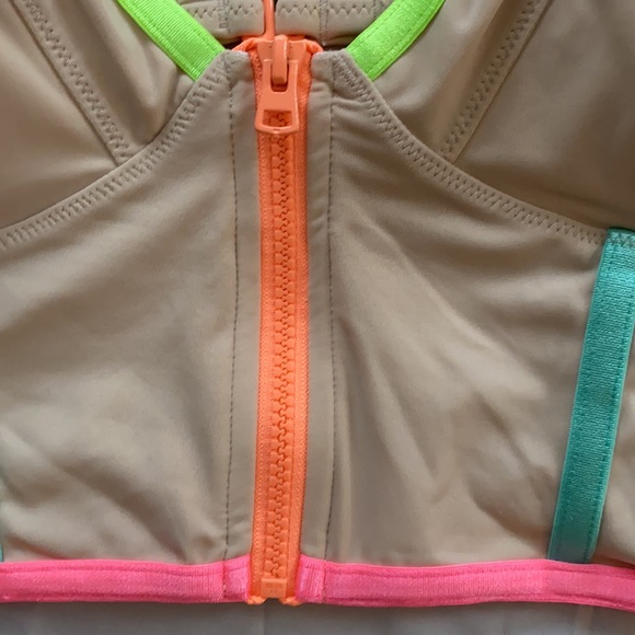 NWOT Victoria’s Secret Swim Top M - Picture 2 of 7